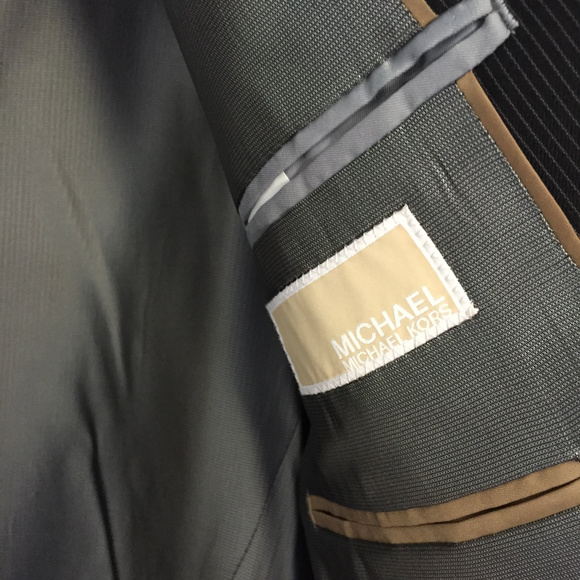 Michael Kors Men's 2-Button Blazer - Picture 2 of 2